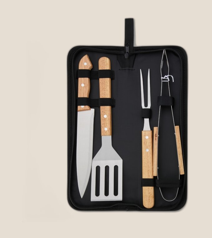 Kit churrasco 4 peças · com alça personalizado